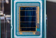 Intel-Xeon-6-Clearwater-Forest-Close.jpg