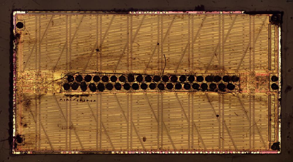 Die photo of the 256-kilobit RAM, roughly 1985.
