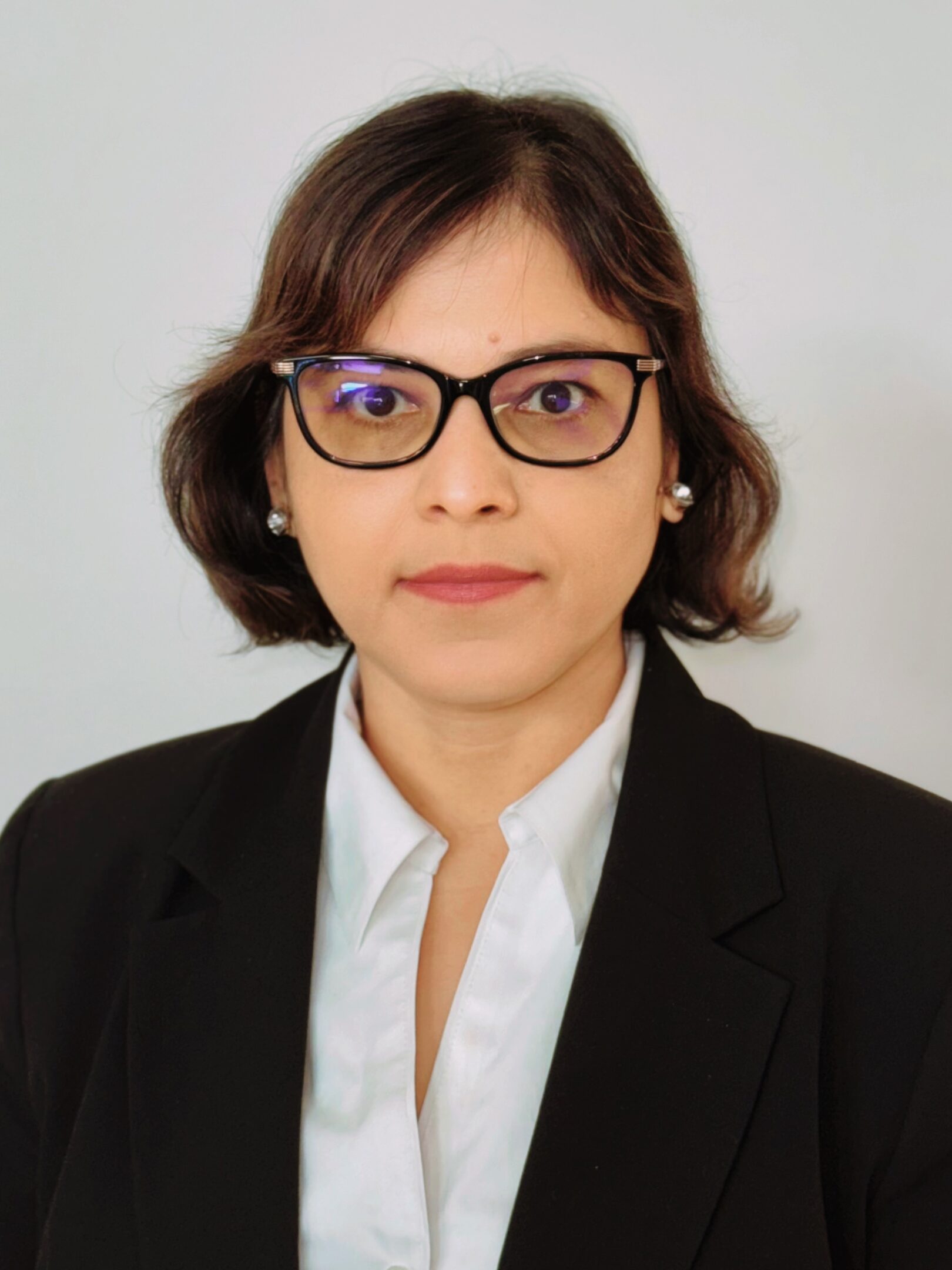 MadhulimaTewariHeadshot